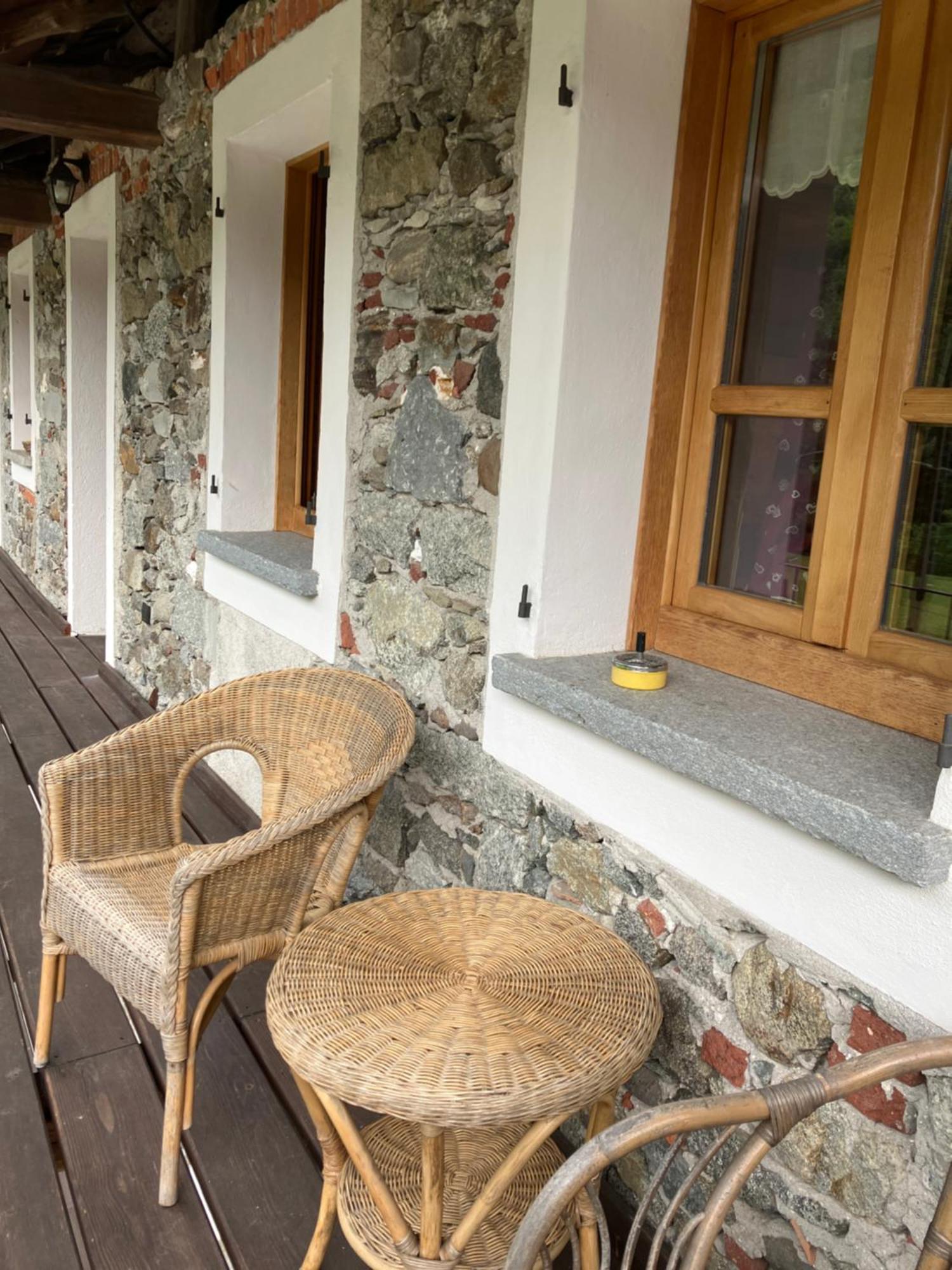 Ospitalita Rurale Familiare Land Wasser Bed and Breakfast Varallo Εξωτερικό φωτογραφία