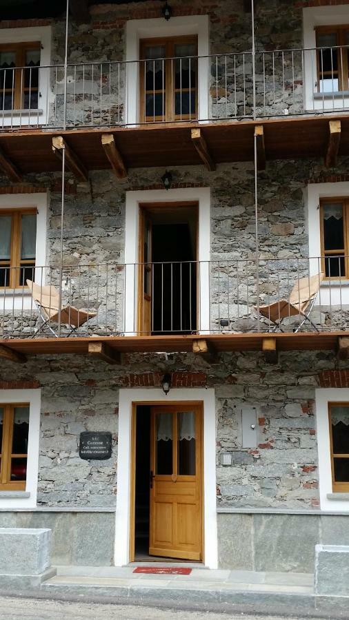 Ospitalita Rurale Familiare Land Wasser Bed and Breakfast Varallo Εξωτερικό φωτογραφία